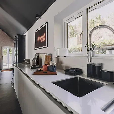 The Curlews - Waterside, Boutique Home With 360 Views And Hydropool Bishopsteignton Exterior photo