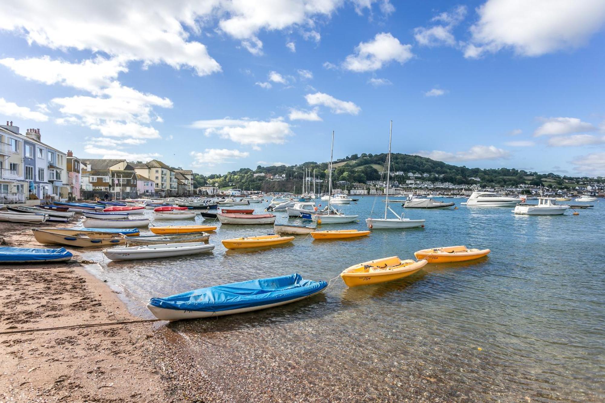 The Curlews - Waterside, Boutique With 360 Views And Hydropool Holiday home *